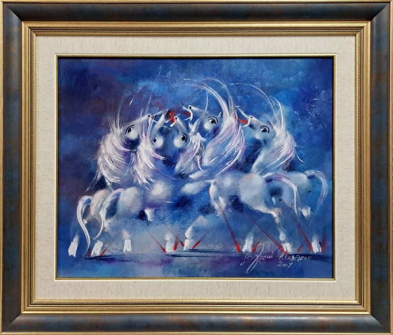 Plava porodica XV, Janoš Mesaroš, kombinovana pastel ulje tehnika, luksuzno uramljena, sa ramom 57×67 cm, bez rama 40×50 cm, sertifikat, 64900 dinara